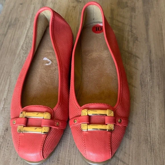 AEROSOLES SalmonFlats with Gold Buckles Size 10M but flexible. - Picture 1 of 7